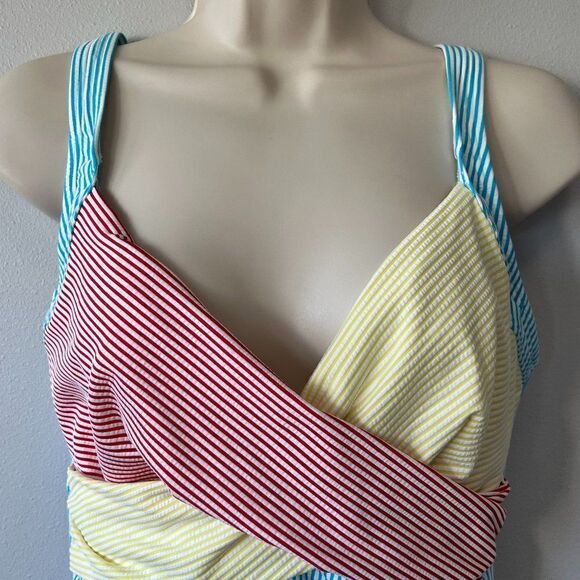 Lands' End Multi-Color Striped Tankini Size 8DD - Picture 2 of 6